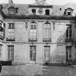 Hotel Du Grand Veneur in Paris, 60 Rue De Turenne, 1901Giclee Printby Eugene Atget